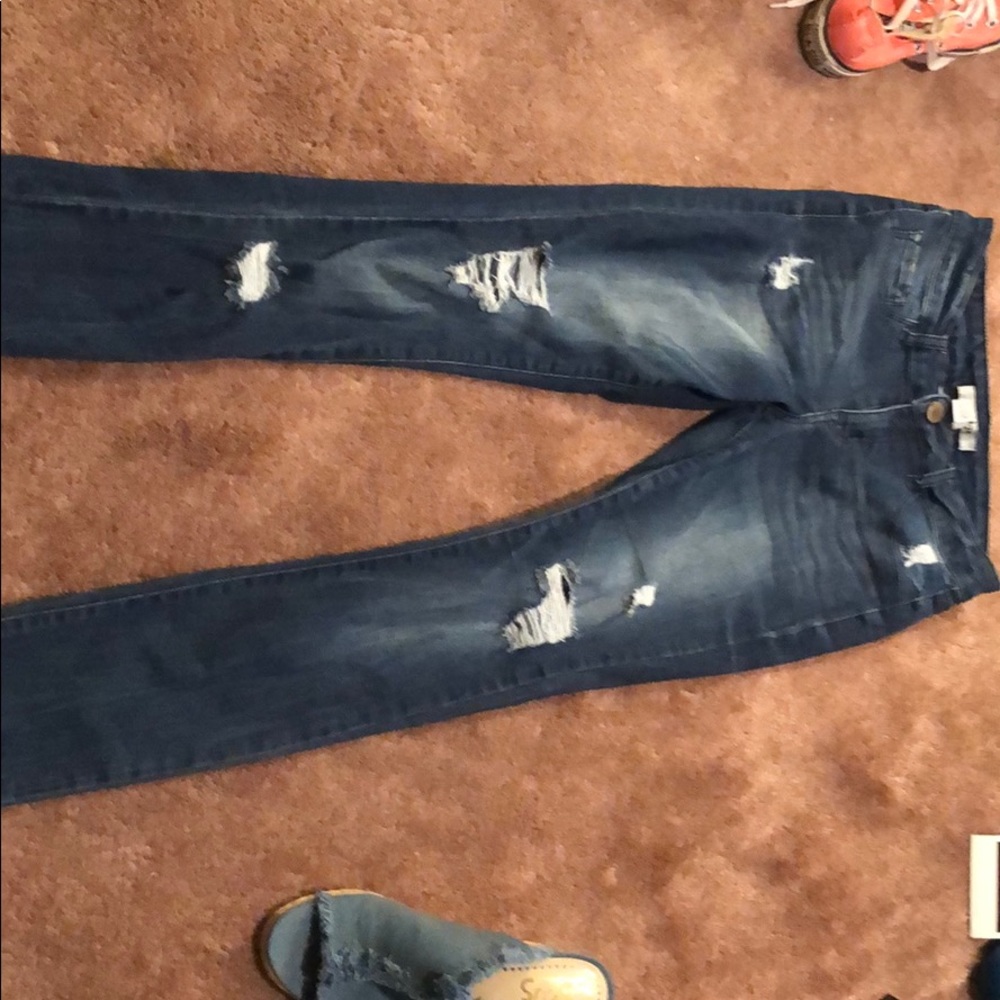 Refugee size 0 ripped jeans